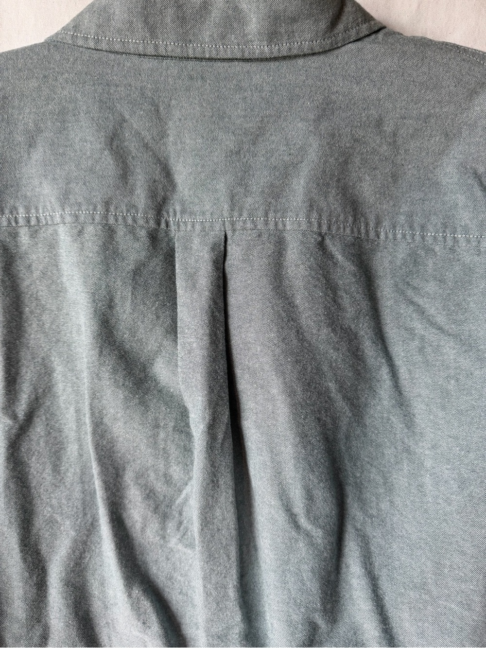 Chaps Men’s Button-Down Shirt in Heathered Sage Green - Picture 10 of 12